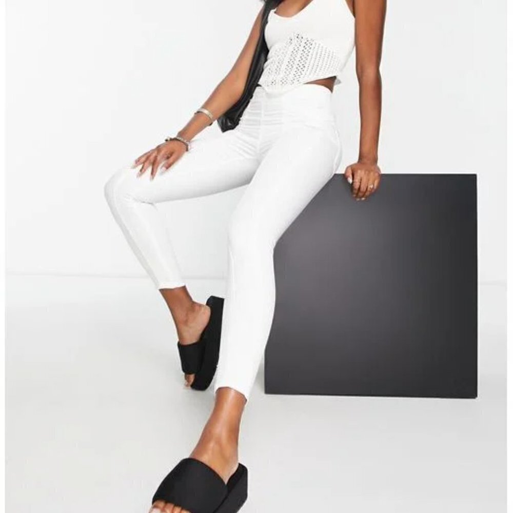 Free People Feel Alright High Rise White Skinny Jeans - Picture 2 of 14